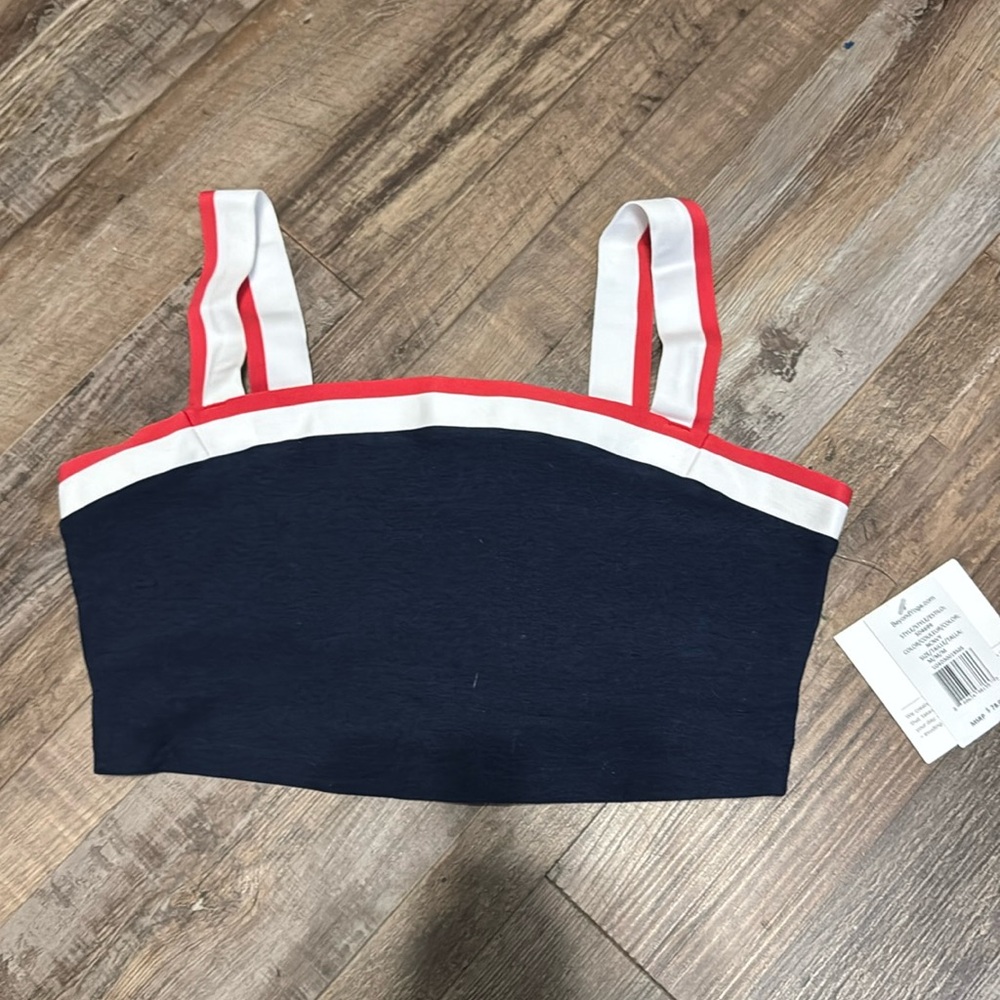 Beyond Yoga Size medium